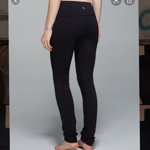 Rare Lululemon Skinny Groove II